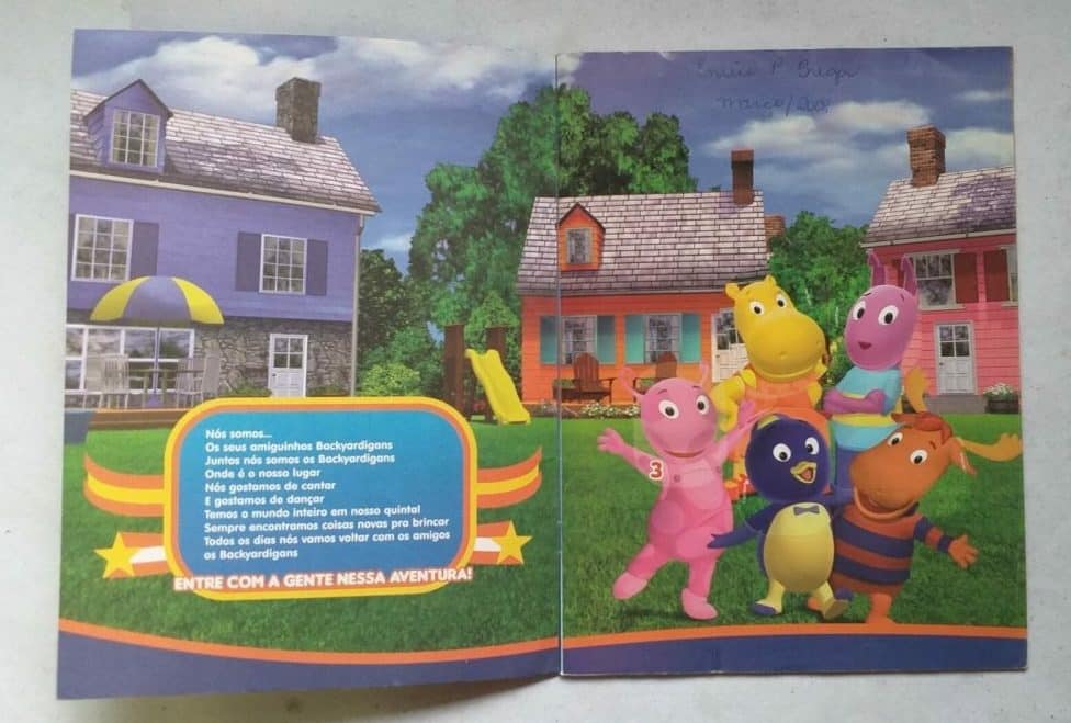 | Casa do Colecionador Álbum de Figurinhas - Backyardigans (Incompleto com 146 fig coladas + 10 fig para colar) 2007 - Faltam apenas 8 figurinhas