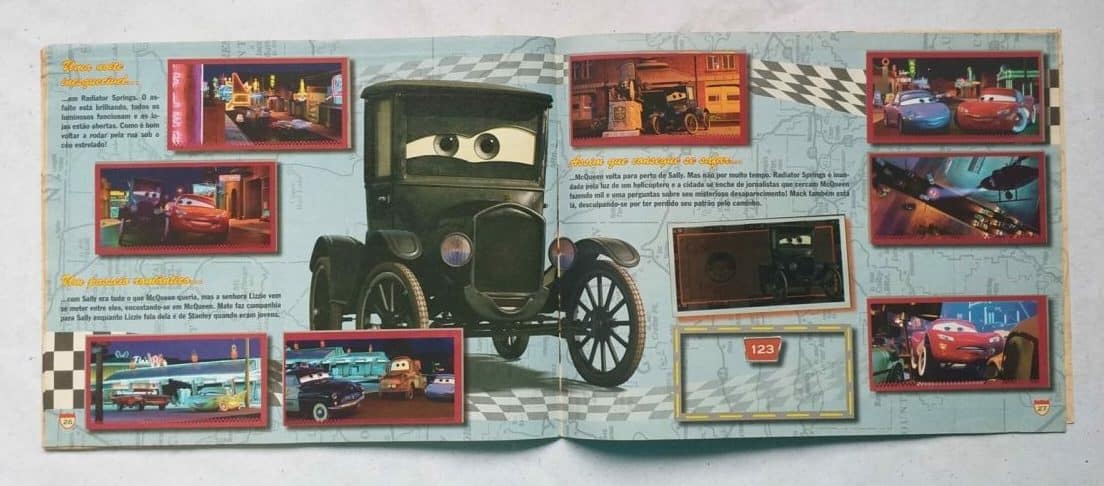 | Casa do Colecionador Álbum de Figurinhas - Carros - Disney - Pixar (Incompleto com 99 fig coladas) 2006