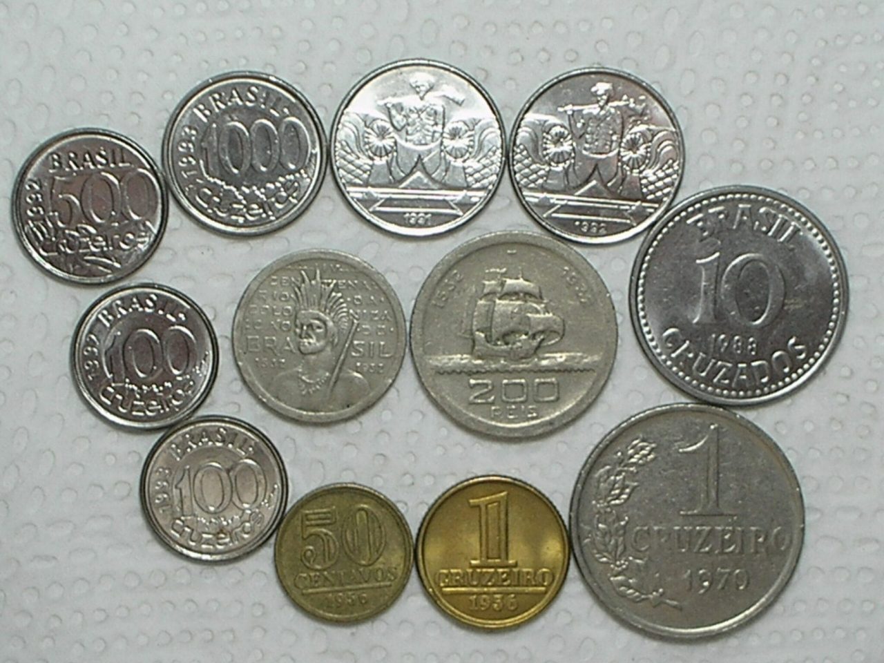 | Casa do Colecionador 100 / 200 Réis - 1932 Vicentina + 10 moedas diversas Mbc/S/Fc / Cod. 160.7