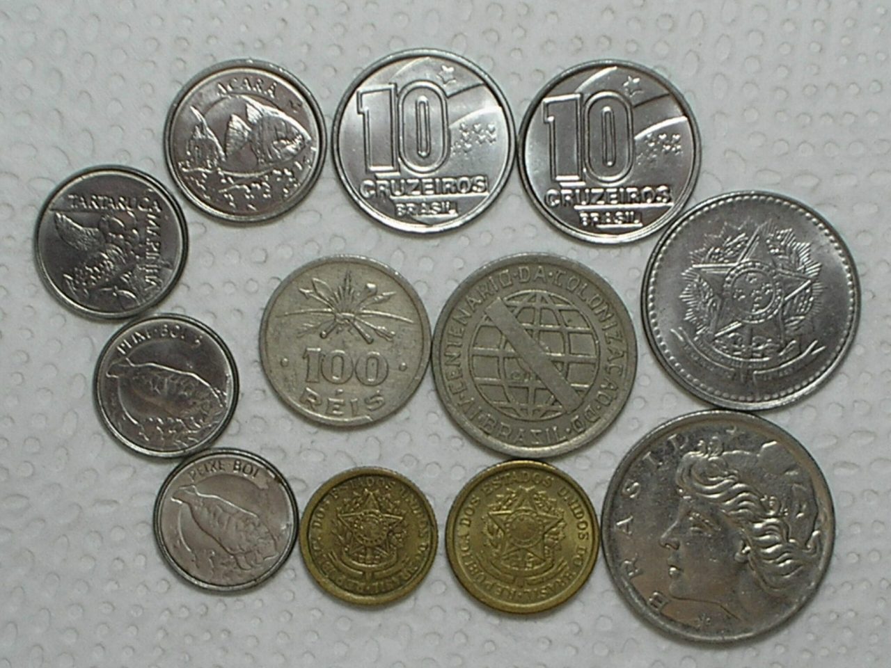 | Casa do Colecionador 100 / 200 Réis - 1932 Vicentina + 10 moedas diversas Mbc/S/Fc / Cod. 160.9