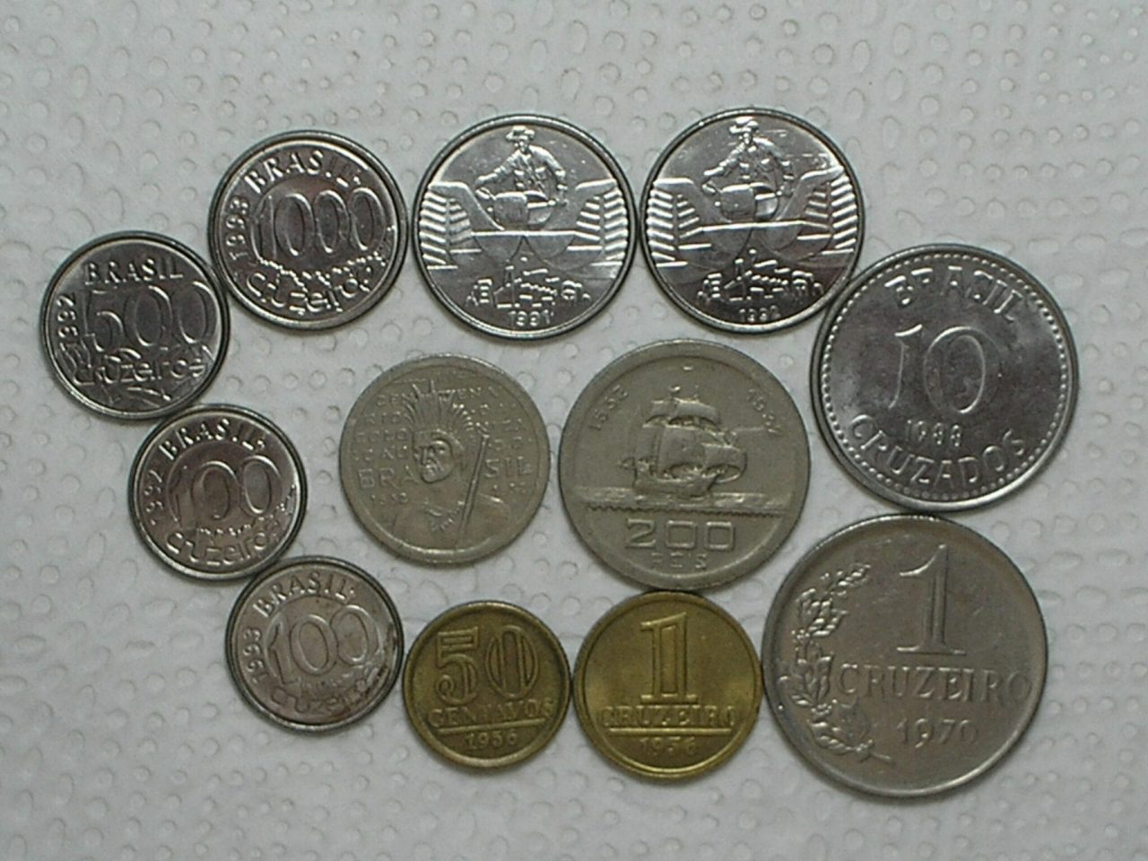 | Casa do Colecionador 100 / 200 Réis - 1932 Vicentina + 10 moedas diversas Mbc/S/Fc / Cod. 160.9