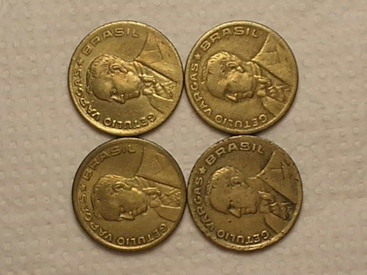 | Casa do Colecionador 4 Moedas sem Sigla de 50 centavos - 1944 = Peças escassas / Cod. 250
