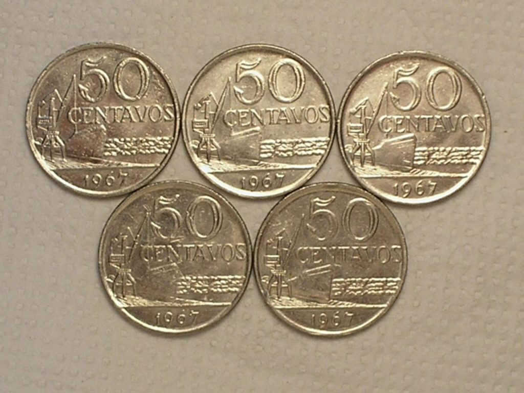 | Casa do Colecionador 5 Moedas de 50 centavos - 1967 / As primeiras da série / - Sob/Fc - Cod. 220