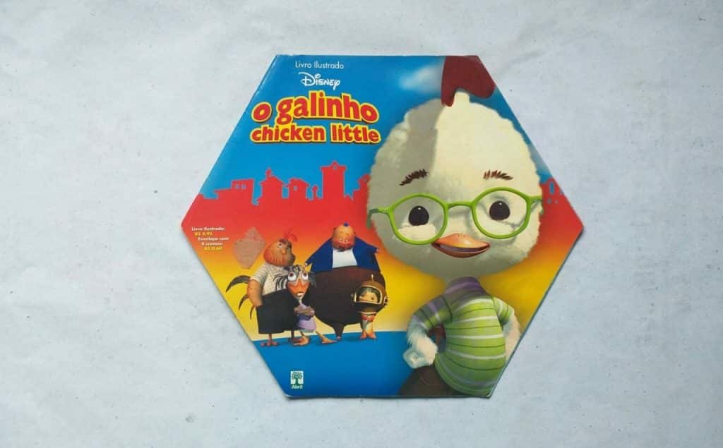 | Casa do Colecionador Álbum de Figurinhas - O Galinho Chicken Little - Disney (Incompleto com 108 fig coladas) 2006