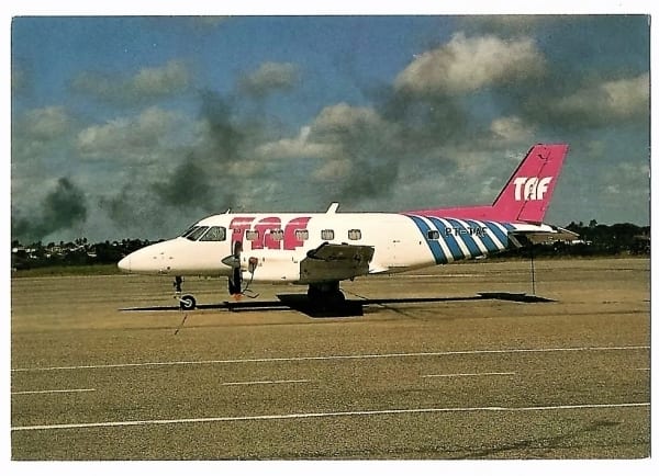 | Casa do Colecionador Cartao Postal Embraer Emb 110 Bandeirante - TAF Linhas Aéreas - 1996 - Aviação