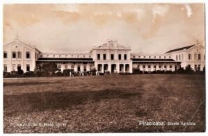 Cartao Postal Escola Agricola de Piracicaba - SP - Anos 30