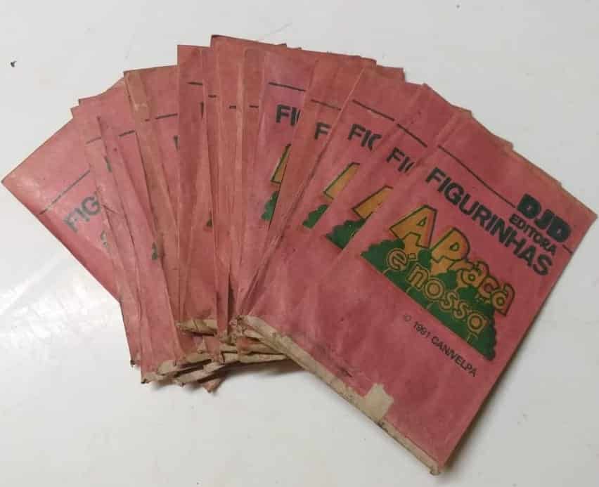 | Casa do Colecionador Envelopes lacrados do Álbum A Praça é Nossa - 1991 - Leia a Descrição