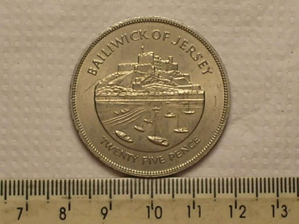 | Casa do Colecionador Jersey) 25 Pence - 1977 / Níquel / Flor de Cunho / Cod. 240