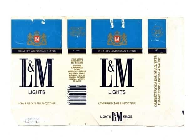 | Casa do Colecionador Maço Carteira Embalagem Cigarro L&M Lights - Brasil