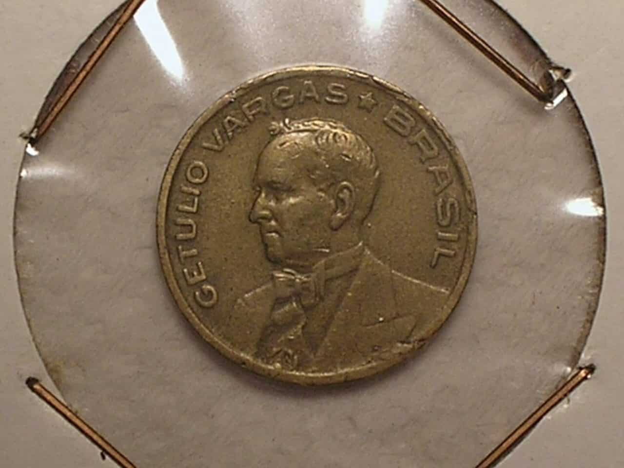 | Casa do Colecionador Moeda de 10 Centavos - 1944 - Sem sigla / Getúlio / Escassa / Cod. 780