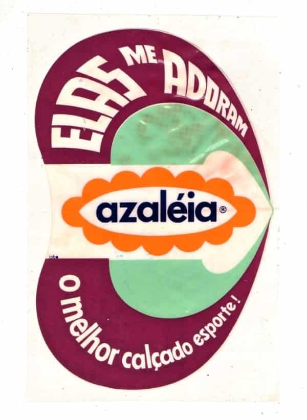 | Casa do Colecionador Plastico Adesivo Calçados Esportivos Azaléia - Sandálias - Anos 70