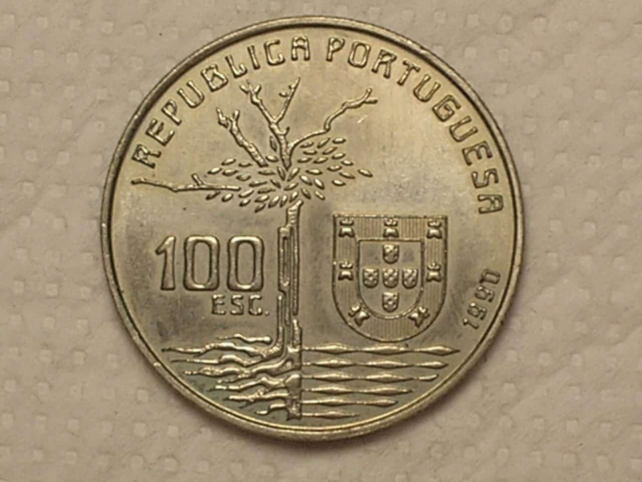 | Casa do Colecionador Portugal) 100 Escudos - 1990 / Camilo Castelo Branco / Ni / Flor de Cunho / box10
