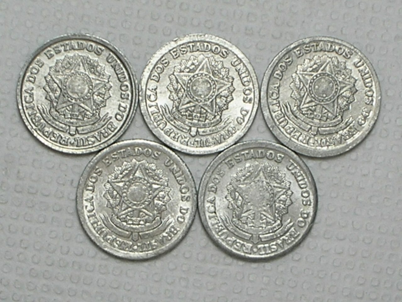 | Casa do Colecionador Série Completa 1 Cruzeiro de 1957 a 1961 / Cod. 180.3