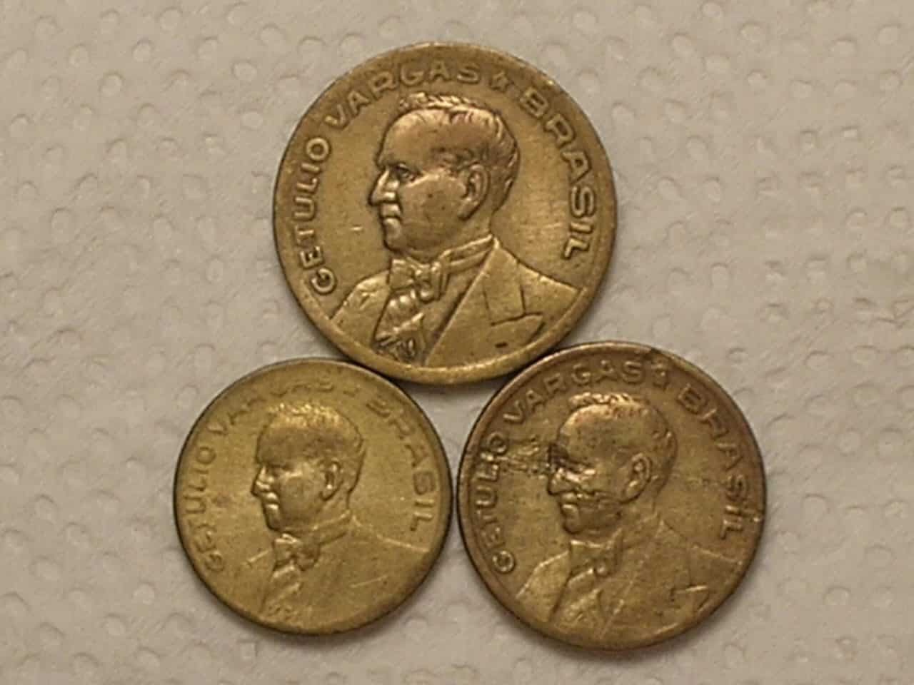 | Casa do Colecionador Trio sem a Sigla) 10/20/50 Centavos - 1944 / Getúlio / Cod.520.1