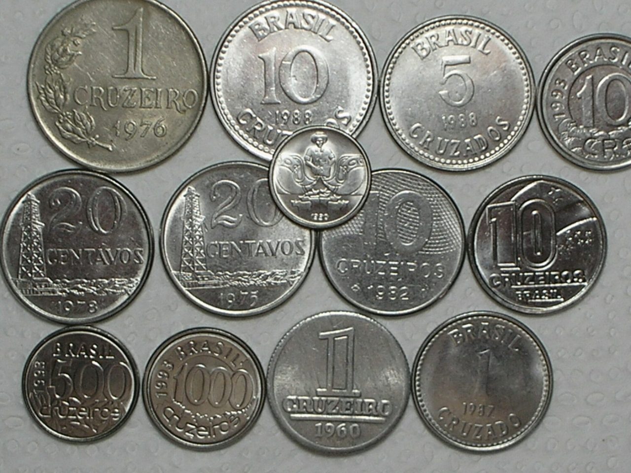 | Casa do Colecionador 1 Centavo - 1990 Data escassa Flor de Cunho + 12 Moedas diferentes maioria Flor de Cunho / cod. 570.2