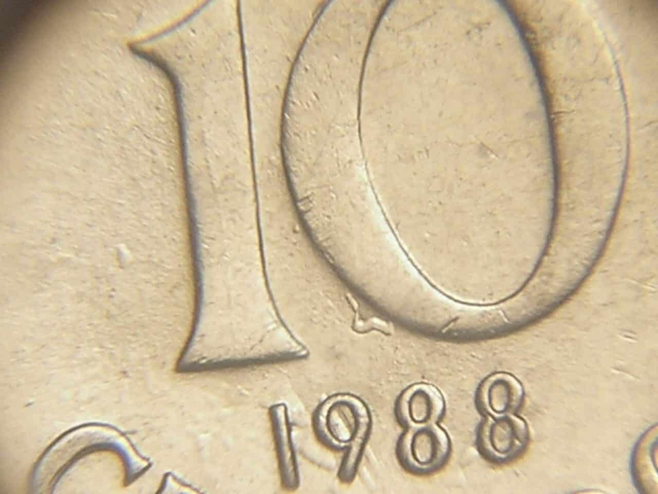 | Casa do Colecionador 10 Cruzeiros - 1988 / Variante: Estrela do Cruzeiro entre 10 / Cod,900