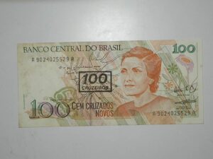 100 Cruzados Novos - C-211 Com Car. Cruzeiros / Flor de Estampa
