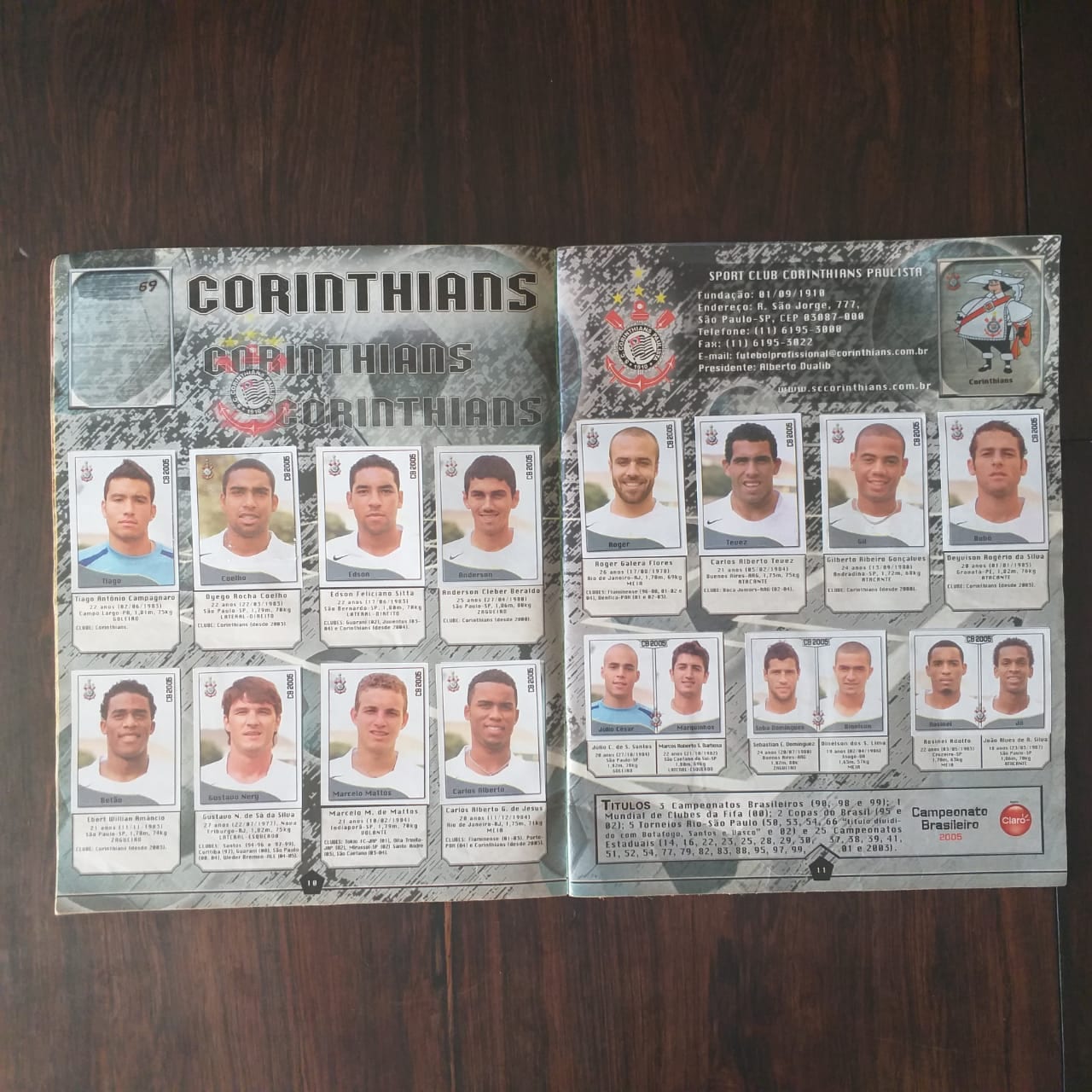 | Casa do Colecionador Álbum de Figurinhas - Campeonato Brasileiro 2005 (Incompleto com 388 fig coladas)