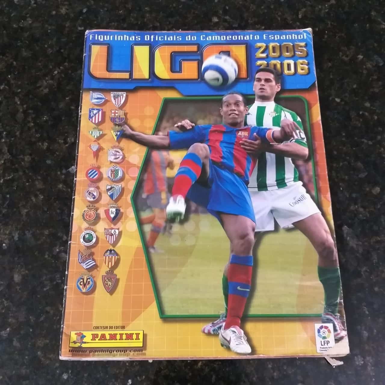 Álbum de Figurinhas - Campeonato Espanhol - Liga 2005-2006 (Incompleto com 140 fig coladas - SUCATA) 2005