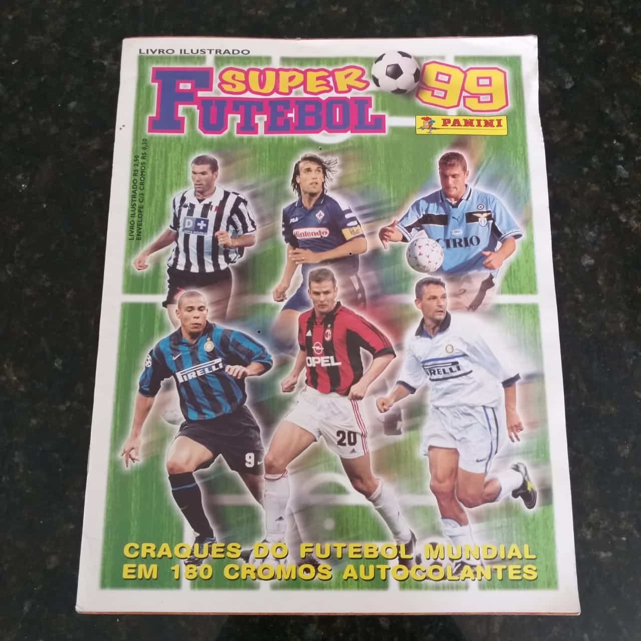 Álbum de Figurinhas - Super Futebol 99 - Craques do Futebol Mundial (Incompleto com 125 fig coladas) 1999