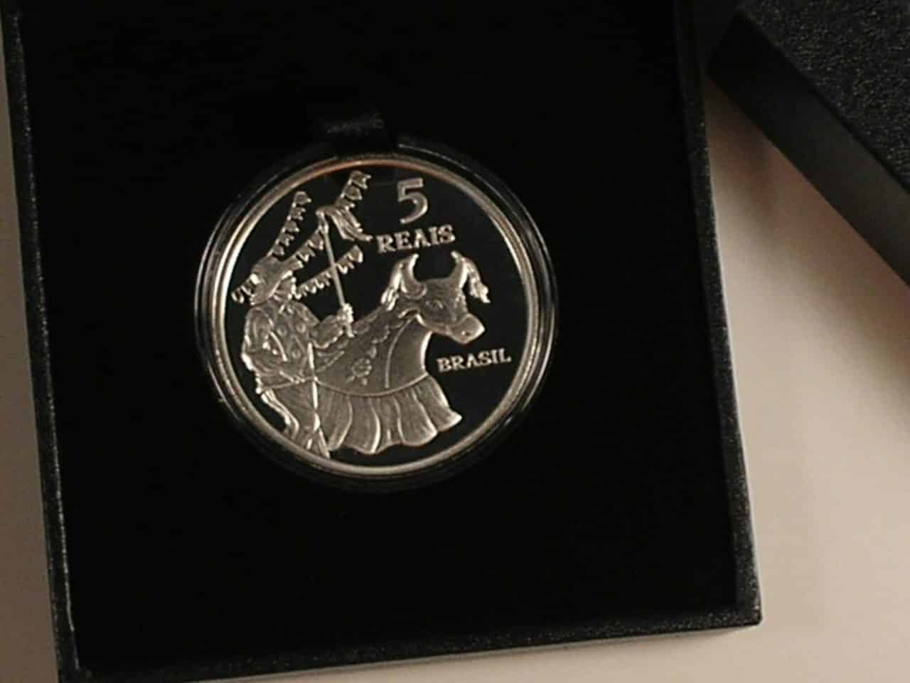 | Casa do Colecionador Estojo São Luiz) 5 Reais - 2014 Unesco / Prata Proof / cod. 10