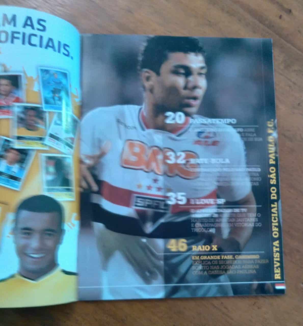 | Casa do Colecionador Revista Oficial São Paulo FC 44. Receita para o Título.