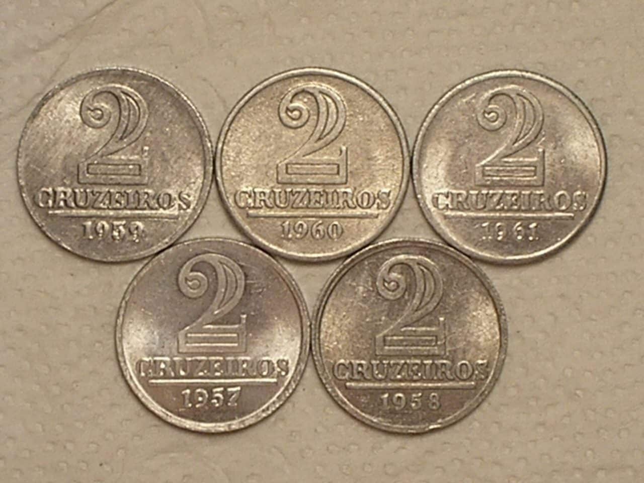 | Casa do Colecionador Série Completa) 2 Cruzeiro - 1957 / 1958 / 1959 / 1960 / 1961 ... Sob/Fc / 1957 é data escassa / cod. 760.2