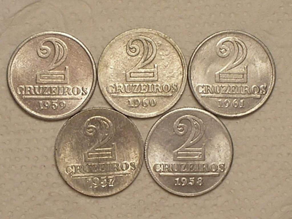 | Casa do Colecionador Série Completa) 2 Cruzeiro - 1957 / 1958 / 1959 / 1960 / 1961 ... Sob/Fc / 1957 é data escassa / cod. 760.4