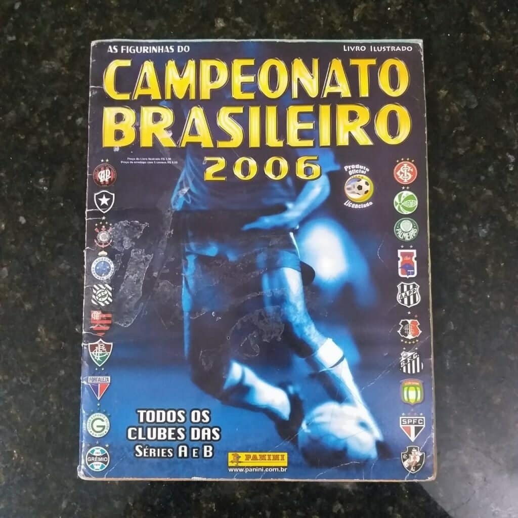 Album De Figurinhas Campeonato Brasileiro 2006 Incompleto Com 250 Fig Coladas