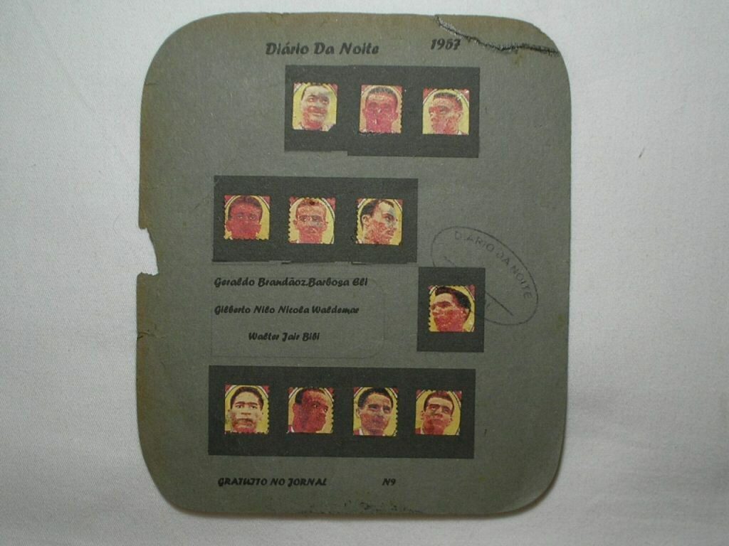| Casa do Colecionador - Álbum Figurinhas Do Bonsucesso F.C. de 1957 com os jogadores do clube - Na Cartela / Raro exemplar