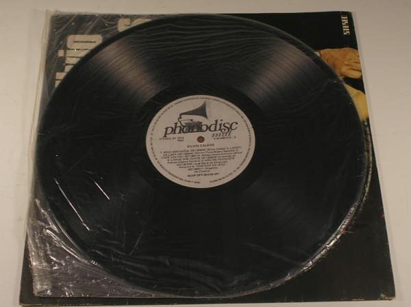 | Casa do Colecionador Álbum Vinil Disco Silvio Caldas - Sucessos parada 1974 / 1983 - Excelente estado