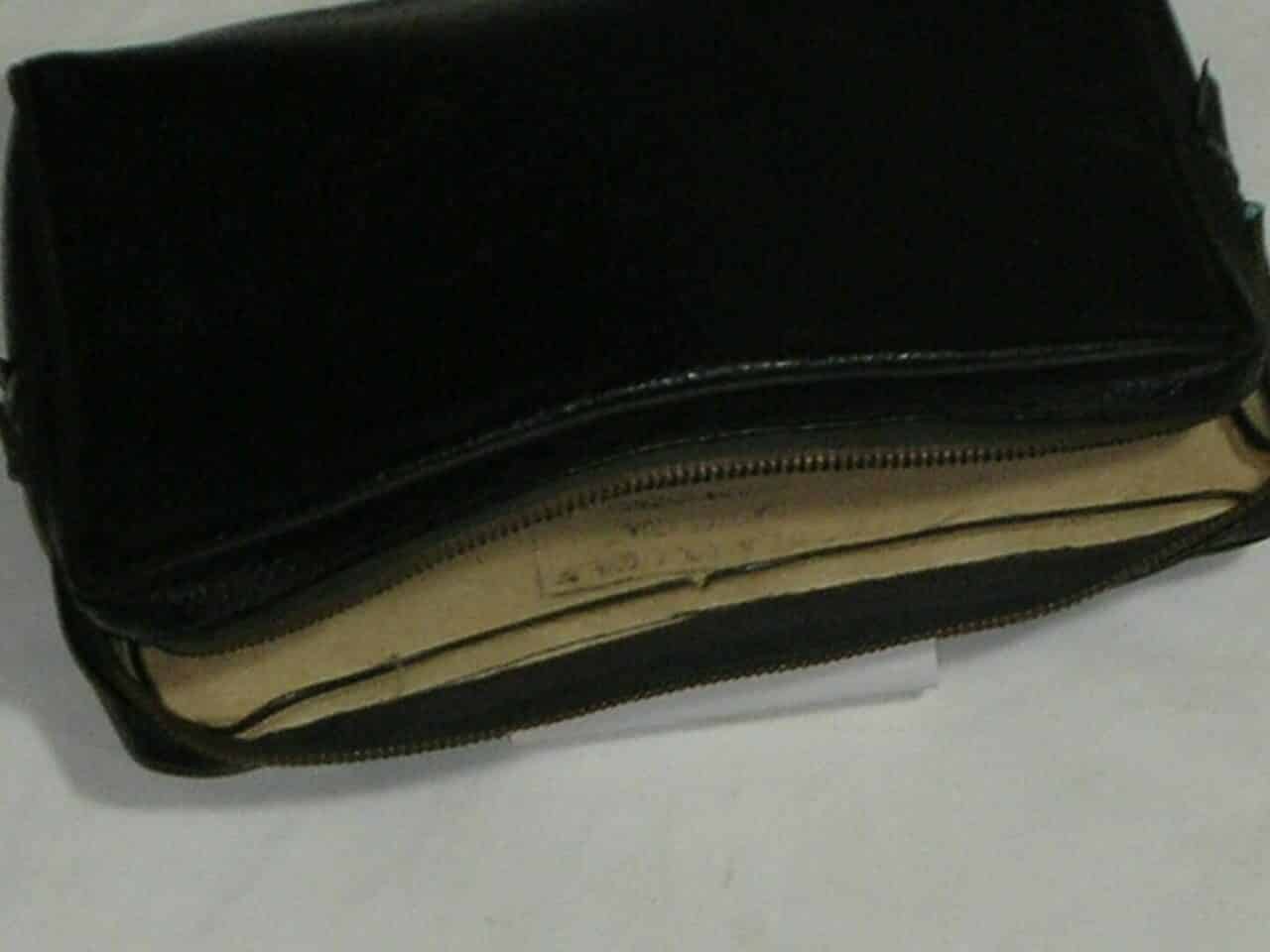 | Casa do Colecionador Antiga Bolsa de mão, material tipo couro tamanho 26 x 20 centimetros