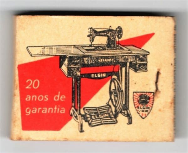 | Casa do Colecionador Caixa De Fosforos - Ultralar - Maquina de Costura Elgin - Anos 50 / 60 - Filuminismo