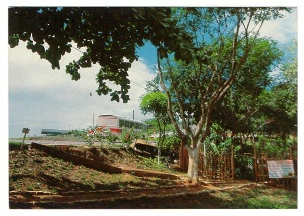 | Casa do Colecionador Cartao Postal - Cabana do Lago Azul com Rodoviaria - Gandu - Bahia - Anos 1970 - Cluposil