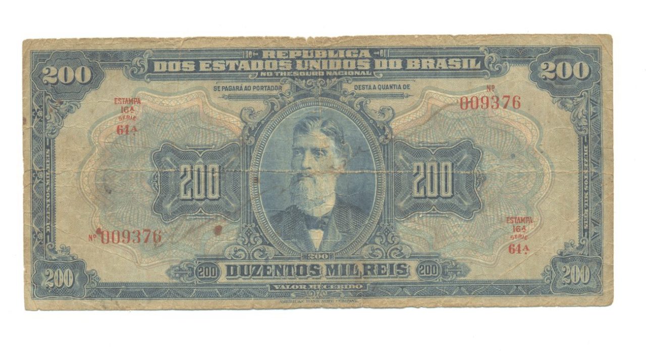 | Casa do Colecionador CÉDULA 200 MIL RÉIS R152C DE 1942 CIRCULADA EM BOM ESTADO DE CONSERVAÇÃO. .
