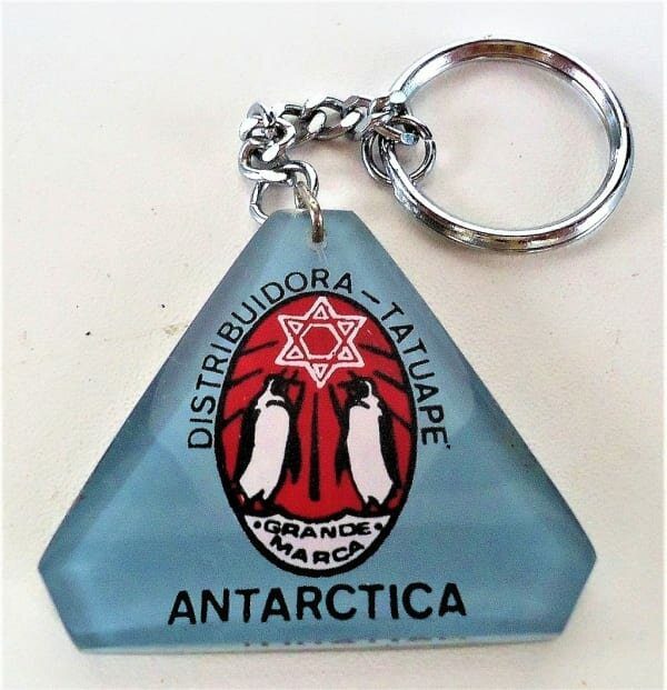 | Casa do Colecionador Chaveiro em Acrilico - Cia Antarctica Paulista - Distribuidora Tatuapé - São Paulo ( SP ) - Anos 70