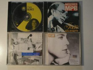 Coleção 4 CD's - Grandes Sucessos da época / Clara Nunes / João Gilberto / Orlando Morais / Adriana Calcanhoto