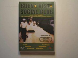 DVD - Buena Vista Social Club / "" Filme vencedor de 10 prêmios / Oscar 2000"" - Muito bom