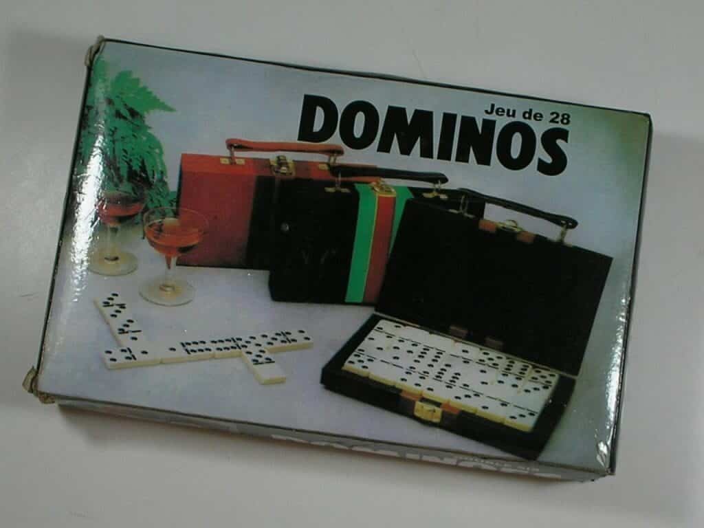 | Casa do Colecionador Jogo de Dominó - de luxo - com maleta - semi novo perfeito - peças branca
