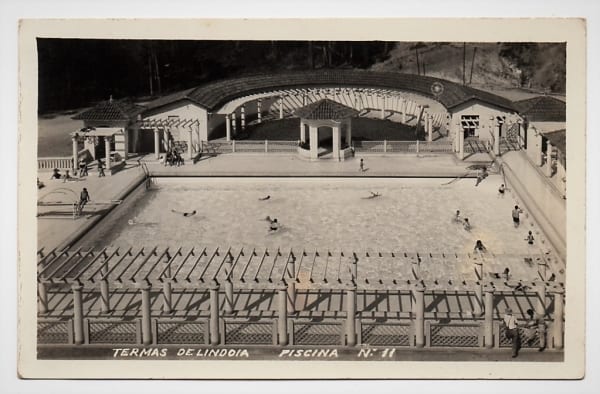 Cartão Postal Fotografico Aguas de Lindoia - SP - Piscina Pública - Anos 50