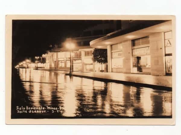 Cartao Postal Fotografico - Noite de Chuva - Belo Horizonte ( MG ) - Anos 50