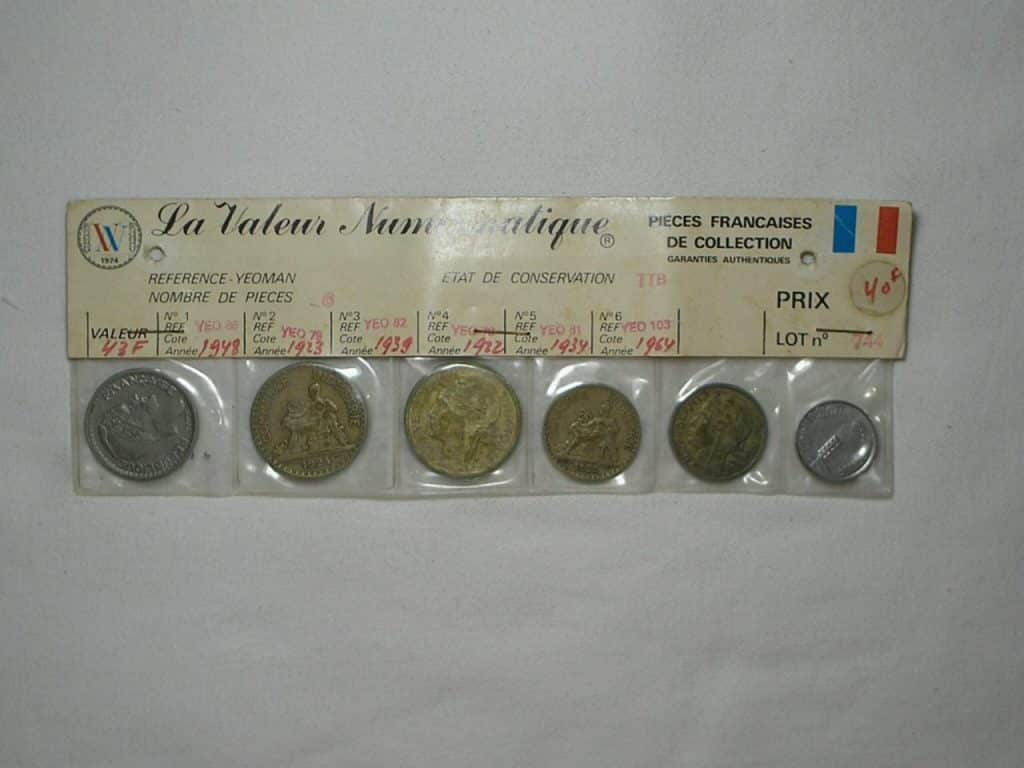 | Casa do Colecionador Cartela 6 Moedas Da França, Datas 1948/1923/1939/1922/1934/1964 - Algumas dificeis / m30.2