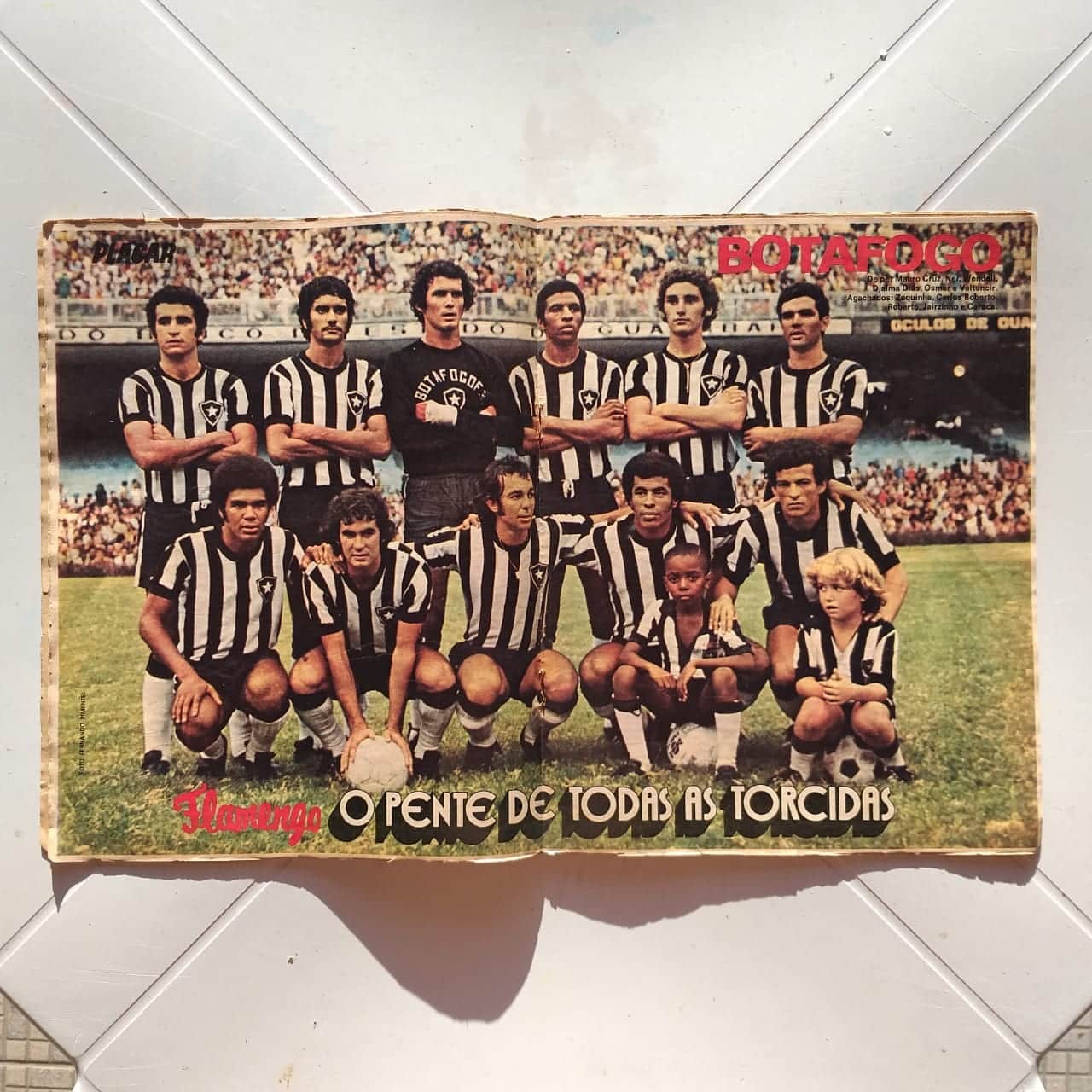 | Casa do Colecionador Placar Nº 0108 (Com pôster - Botafogo) 7 de Abril de 1972 (Revista)
