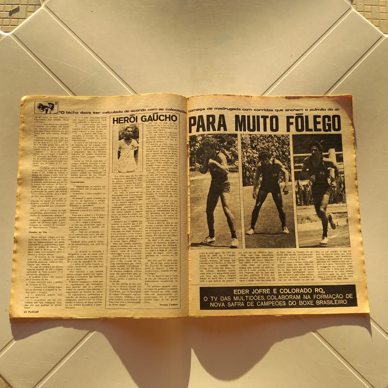| Casa do Colecionador Placar Nº 0141 (Sem pôster Central + Pôster Vermelho - CRB) 24 de Novembro de 1972 (Revista)