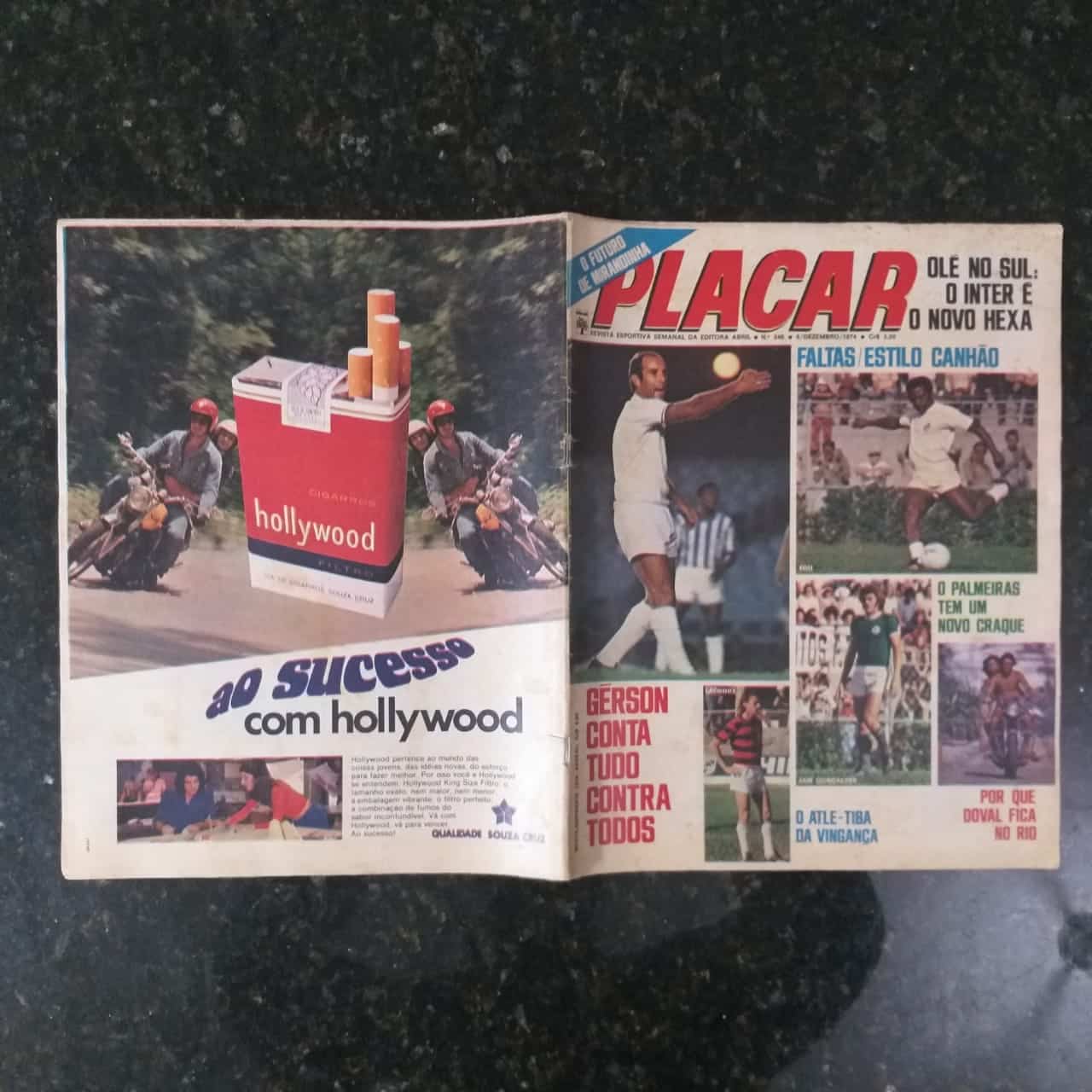 | Casa do Colecionador Placar Nº 0246 (Com pôster Vladimir - Corinthians + Pôster Interno Goiânia - Campeão Goiano de 1974) 6 de Dezembro de 1974 (Revista)