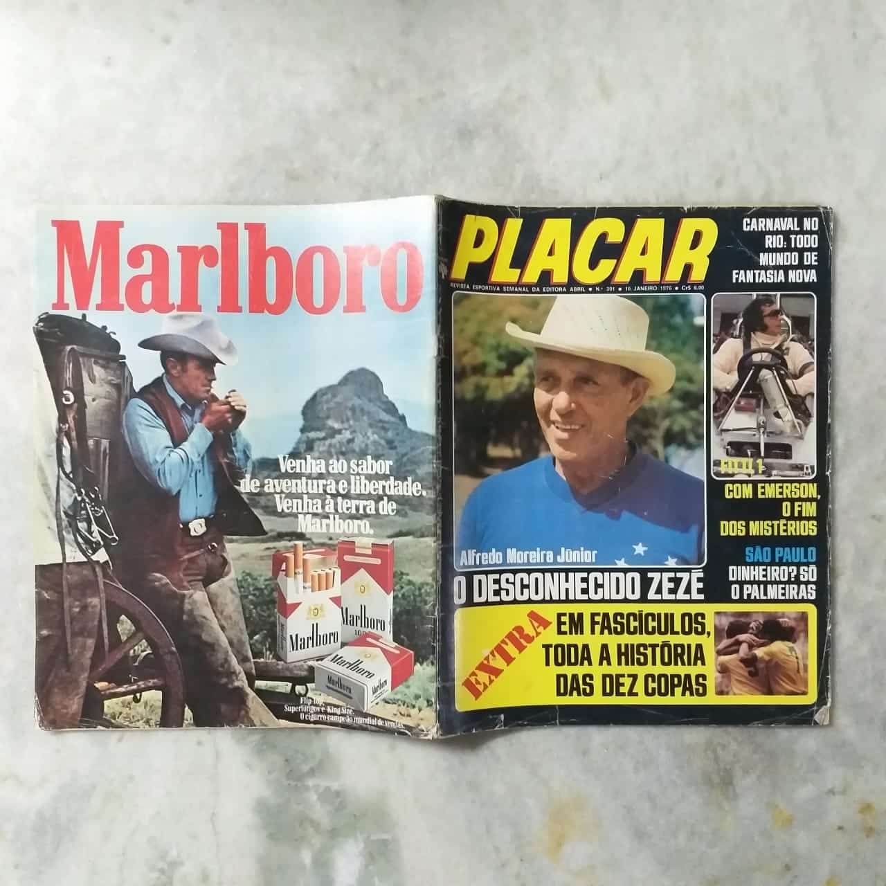 | Casa do Colecionador Placar Nº 0301 (Com Fascículo História das Copas) 16 de Janeiro de 1976 (Revista)