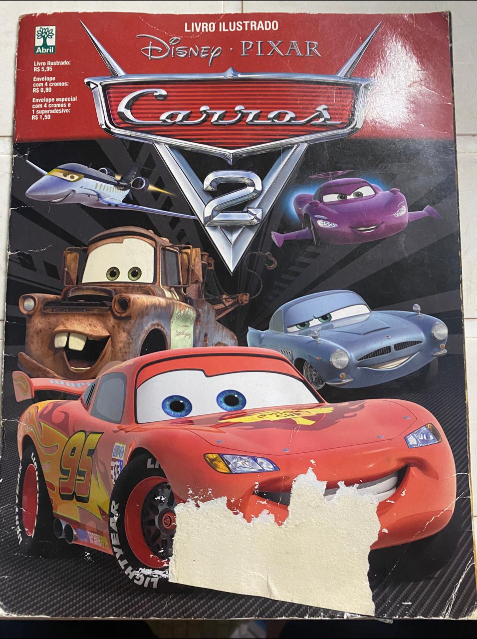 | Casa do Colecionador Álbum de figurinhas Carros 2 - Disney Pixar