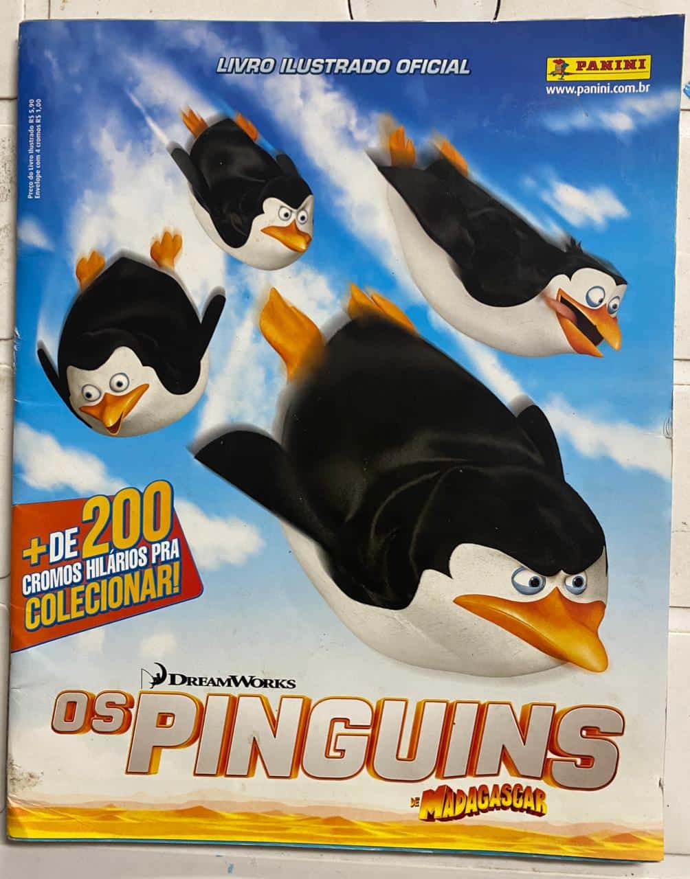 | Casa do Colecionador Álbum de figurinhas Os Pinguins De Madagascar - Ano 2015