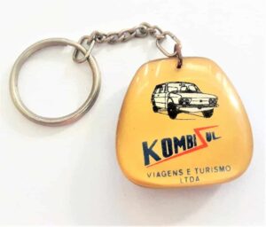 Chaveiro Acrilico – Kombi Sul - Viagens e Turismo - VW Brasilia – Anos 70