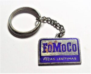 Chaveiro Em Metal Esmaltado FOMOCO - Ford Motor Company - Peças Originais – Anos 60
